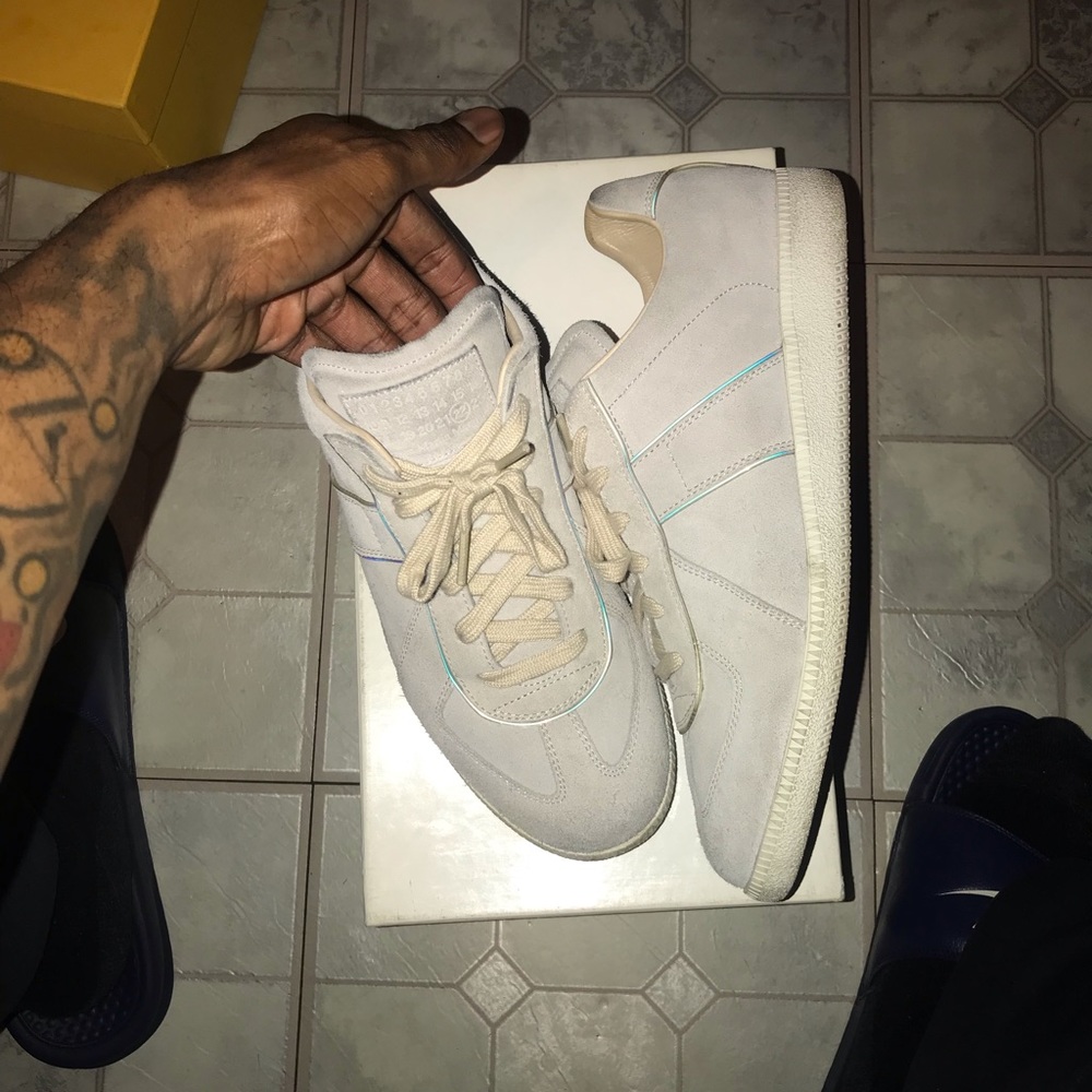 Sneakers